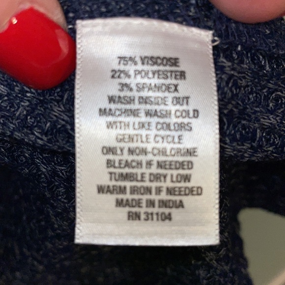 Waffle knit long sleeve blue top - Picture 7 of 7
